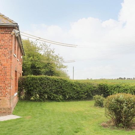 2 Lane End Cottages Kingston upon Hull Exterior photo