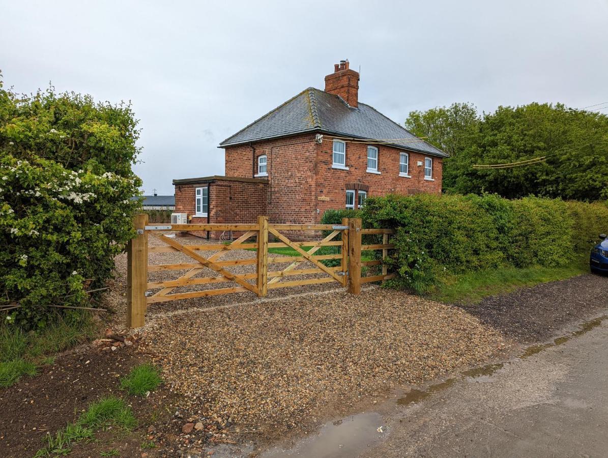 2 Lane End Cottages Kingston upon Hull Exterior photo